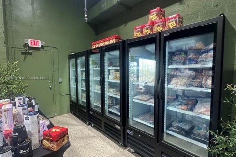 Купить коммерческую недвижимость в Майами, Флорида № 2058082 - фото 7