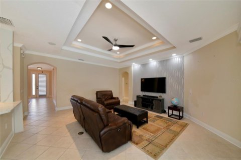 Villa ou maison à vendre à Lakewood Ranch, Floride: 4 chambres, 210.52 m2 № 2395794 - photo 10