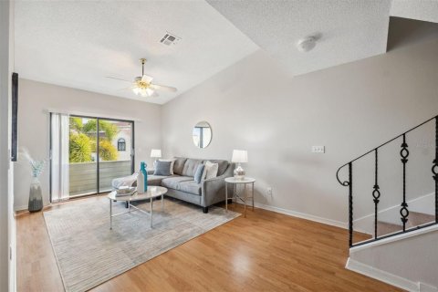 Touwnhouse à vendre à Dunedin, Floride: 3 chambres, 189.8 m2 № 1653577 - photo 15
