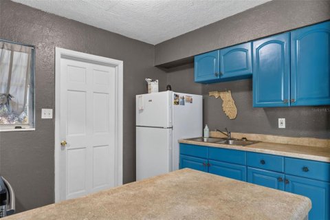 Casa en venta en Crystal River, Florida, 2 dormitorios, 83.61 m2 № 2208848 - foto 10