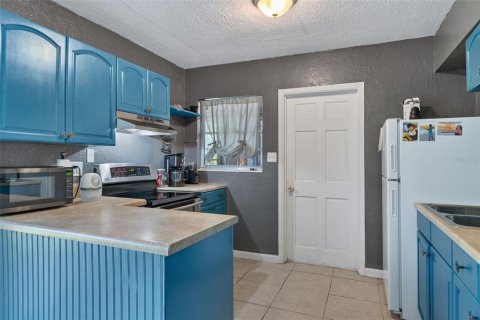 Casa en venta en Crystal River, Florida, 2 dormitorios, 83.61 m2 № 2208848 - foto 9