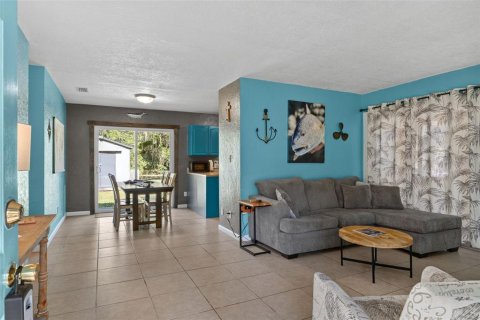 Casa en venta en Crystal River, Florida, 2 dormitorios, 83.61 m2 № 2208848 - foto 4