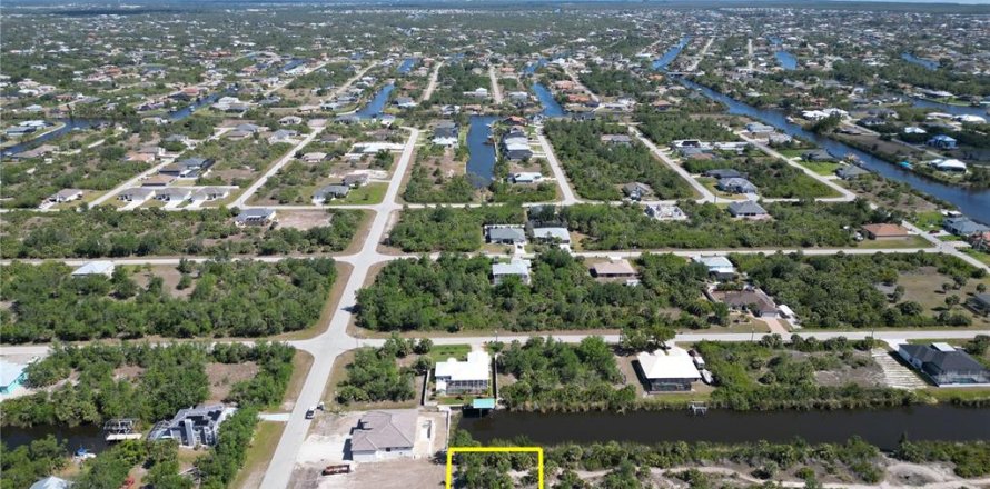 Terreno en Port Charlotte, Florida № 1635143