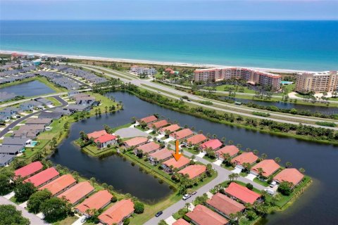 House in Palm Coast, Florida 3 bedrooms, 170.2 sq.m. № 1754831 - photo 6