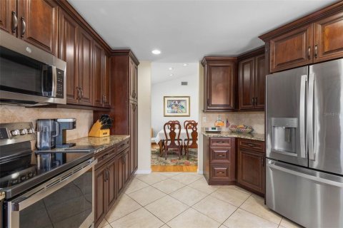 House in Palm Coast, Florida 3 bedrooms, 170.2 sq.m. № 1754831 - photo 19