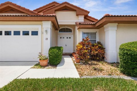 House in Palm Coast, Florida 3 bedrooms, 170.2 sq.m. № 1754831 - photo 9