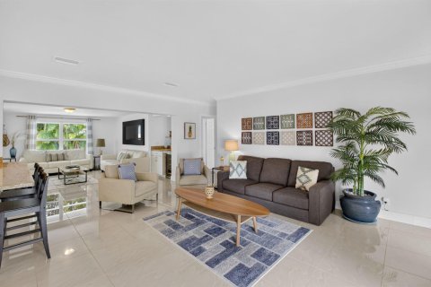 Villa ou maison à louer à Boca Raton, Floride: 3 chambres, 163.97 m2 № 2185294 - photo 4