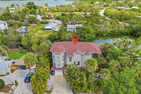 Villa ou maison à Terra Ceia, Floride 3 chambres, 200.3 m2 № 2101825