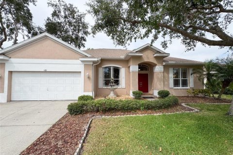 Casa en venta en Tarpon Springs, Florida, 4 dormitorios, 212.93 m2 № 1681662 - foto 1