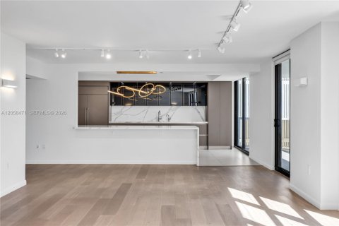 Copropriété à louer à Miami Beach, Floride: 3 chambres, 221.85 m2 № 2168154 - photo 10