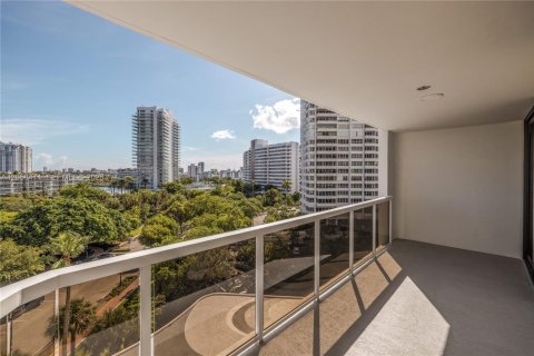 Copropriété à louer à Miami Beach, Floride: 3 chambres, 221.85 m2 № 2168154 - photo 18
