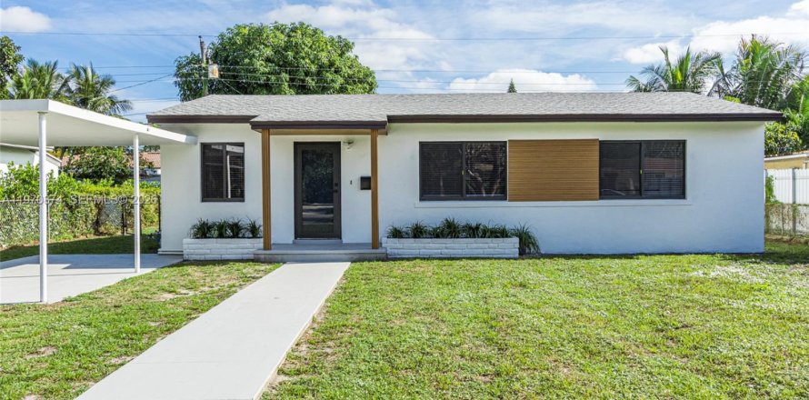Villa ou maison à North Miami Beach, Floride 3 chambres, 97.55 m2 № 2031479