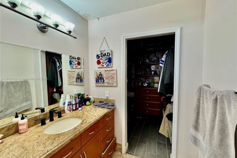 Casa en venta en Homestead, Florida, 3 dormitorios, 148.46 m2 № 1981310 - foto 18