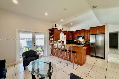 Casa en venta en Homestead, Florida, 3 dormitorios, 148.46 m2 № 1981310 - foto 11