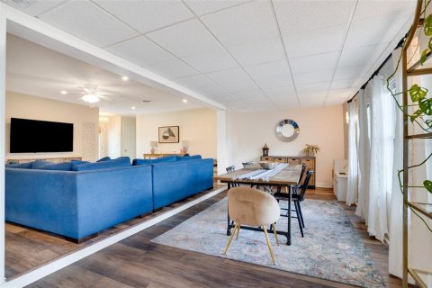 Casa en venta en Clearwater, Florida, 3 dormitorios, 152.73 m2 № 1879802 - foto 10