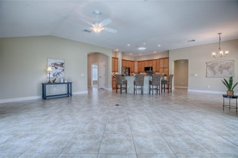 Casa en venta en The Villages, Florida, 3 dormitorios, 186.36 m2 № 1866802 - foto 9