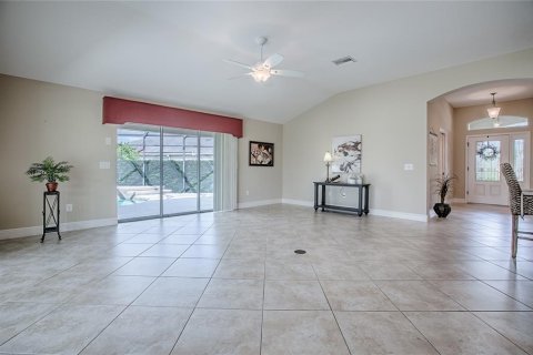 Casa en venta en The Villages, Florida, 3 dormitorios, 186.36 m2 № 1866802 - foto 8