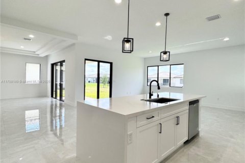 Снять в аренду виллу или дом в Аве Мария, Флорида 4 спальни, № 1989857 - фото 6