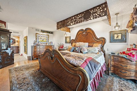 Condo in West Palm Beach, Florida, 3 bedrooms  № 2429964 - photo 28