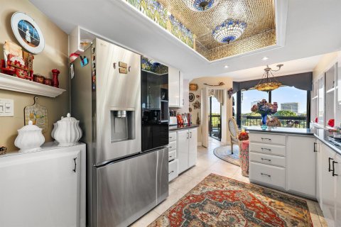 Condo in West Palm Beach, Florida, 3 bedrooms  № 2429964 - photo 26