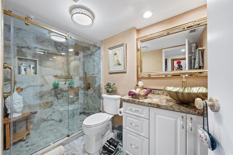 Condo in West Palm Beach, Florida, 3 bedrooms  № 2429964 - photo 13