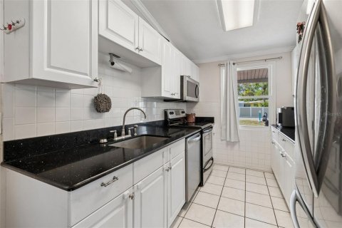 Villa ou maison à vendre à Ruskin, Floride: 3 chambres, 136.66 m2 № 2148417 - photo 9