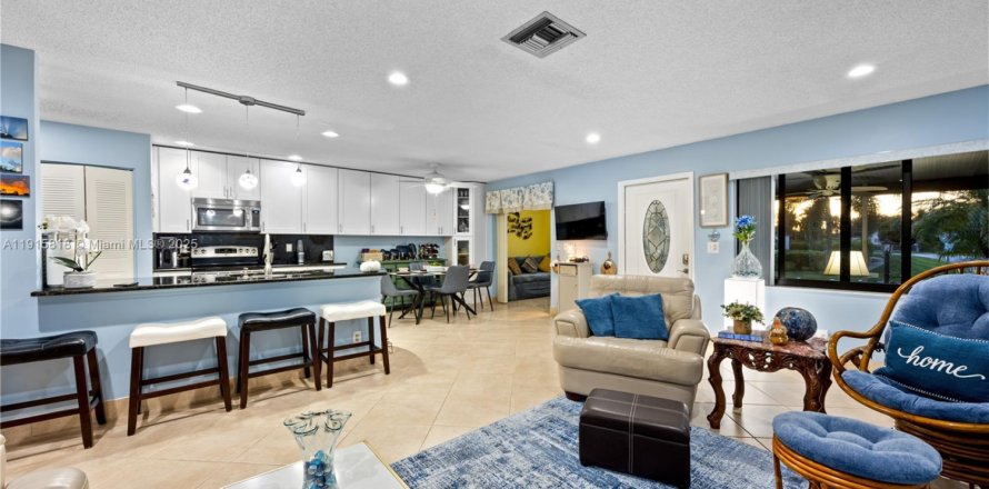 Дом в Делрей-Бич, Флорида 2 спальни, 120.4м2 № 1972603