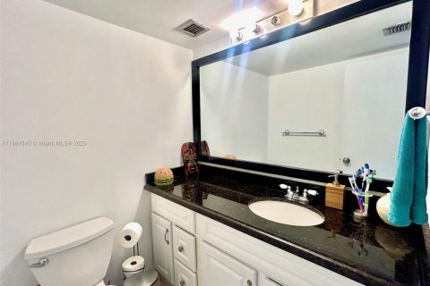 Copropriété à vendre à Bay Harbor Islands, Floride: 1 chambre, 90.58 m2 № 1982800 - photo 8