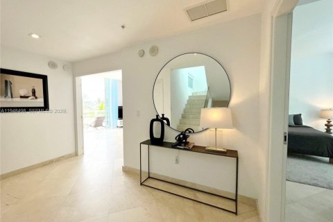 Touwnhouse à louer à Miami Beach, Floride: 4 chambres, 229.47 m2 № 2152983 - photo 11