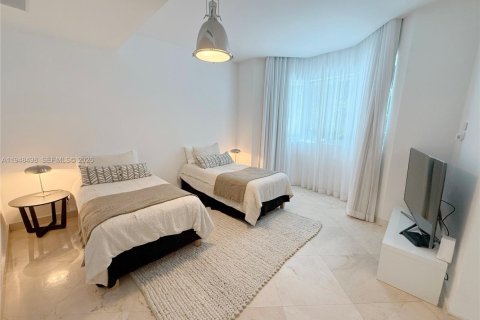 Touwnhouse à louer à Miami Beach, Floride: 4 chambres, 229.47 m2 № 2152983 - photo 16