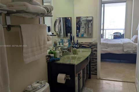 Снять в аренду кондоминиум в Майами-Бич, Флорида 1 спальня, 75.07м2, № 2023624 - фото 14