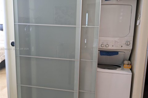 Снять в аренду кондоминиум в Майами-Бич, Флорида 1 спальня, 75.07м2, № 2023624 - фото 11