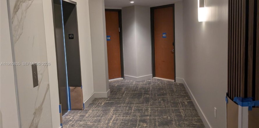 Кондоминиум с 1 спальней в Майами-Бич, Флорида № 2023624