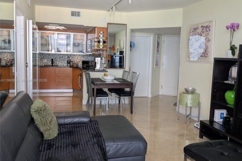 Снять в аренду кондоминиум в Майами-Бич, Флорида 1 спальня, 75.07м2, № 2023624 - фото 8