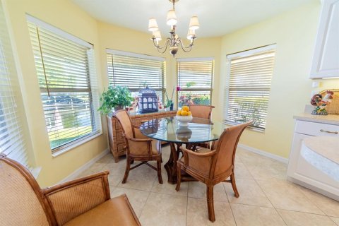 House in Okeechobee, Florida 2 bedrooms, 170.01 sq.m. № 1591296 - photo 21