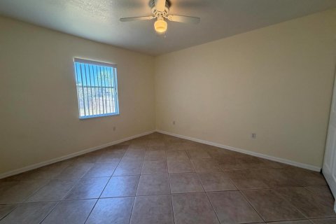 Casa en alquiler en Port St. Lucie, Florida, 3 dormitorios, 110.18 m2 № 2244627 - foto 6