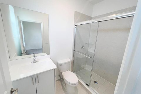 Снять в аренду таунхаус в Хомстед, Флорида 3 комнаты, 129.41м2, № 2085697 - фото 9