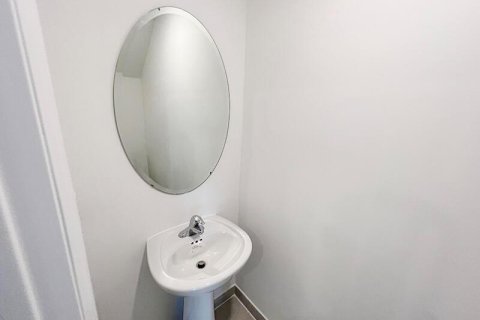 Снять в аренду таунхаус в Хомстед, Флорида 3 комнаты, 129.41м2, № 2085697 - фото 12