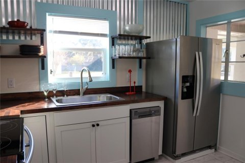 House in DeLand, Florida 2 bedrooms, 92.53 sq.m. № 1849444 - photo 4