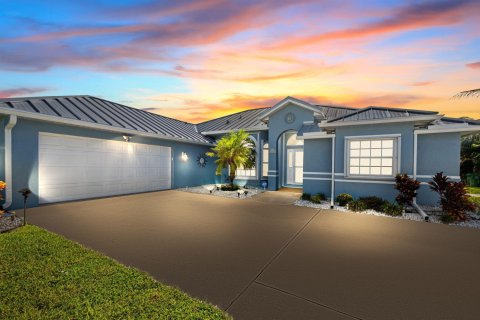 Casa en Port St. Lucie, Florida 4 dormitorios, 206.61 m2 № 2386821