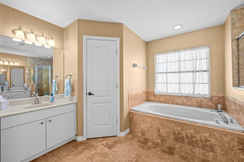 Casa en venta en Port St. Lucie, Florida, 4 dormitorios, 206.61 m2 № 2386821 - foto 16