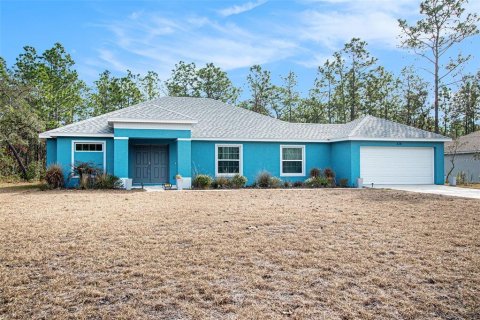 House in Homosassa, Florida 5 bedrooms, 227.61 sq.m. № 2121716