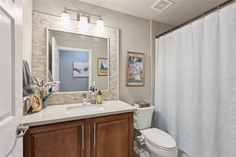 Adosado en venta en Brandon, Florida, 4 dormitorios, 260.68 m2 № 1905487 - foto 19