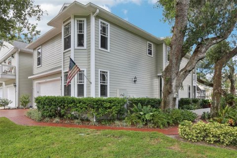 Adosado en venta en Brandon, Florida, 4 dormitorios, 260.68 m2 № 1905487 - foto 4