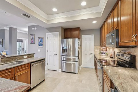 Adosado en venta en Brandon, Florida, 4 dormitorios, 260.68 m2 № 1905487 - foto 16