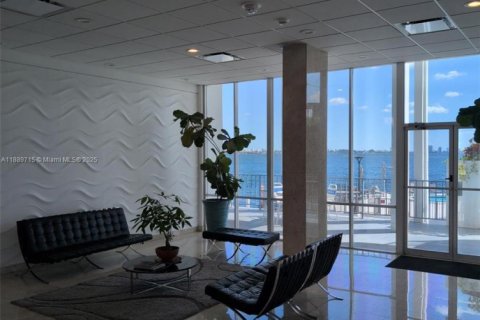 Купить кондоминиум в Норт-Майами, Флорида 2 спальни, 108.23м2, № 1938952 - фото 20