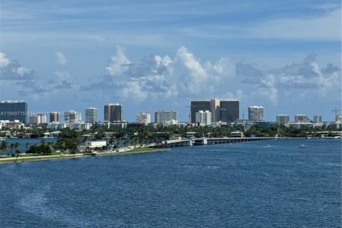 Купить кондоминиум в Норт-Майами, Флорида 2 спальни, 108.23м2, № 1938952 - фото 11
