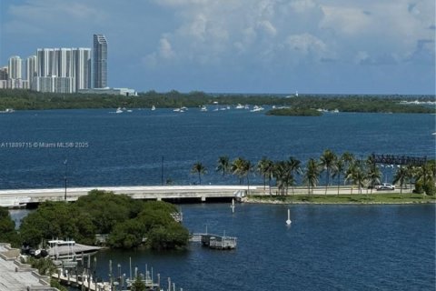 Купить кондоминиум в Норт-Майами, Флорида 2 спальни, 108.23м2, № 1938952 - фото 13