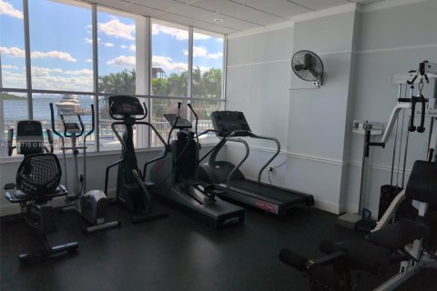 Купить кондоминиум в Норт-Майами, Флорида 2 спальни, 108.23м2, № 1938952 - фото 16