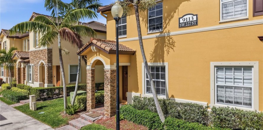 Adosado en Cutler Bay, Florida 2 dormitorios, 135.45 m2 № 2154261